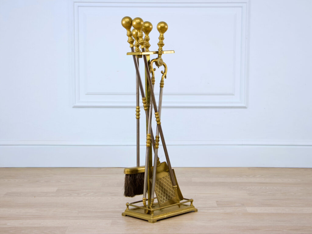 Вінтажний набір для каміна