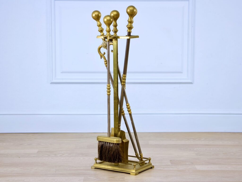 Вінтажний набір для каміна