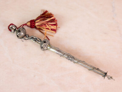 Антикварна срібна указка (яд) для читання Тори