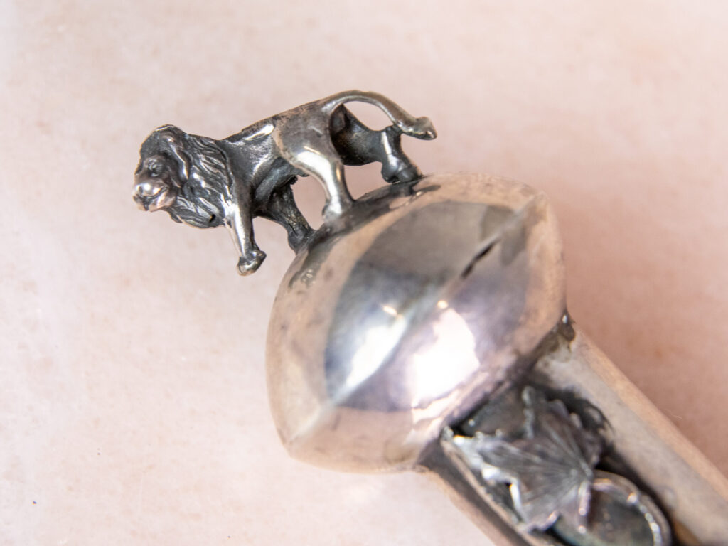 Антикварна срібна указка (яд) для читання Тори