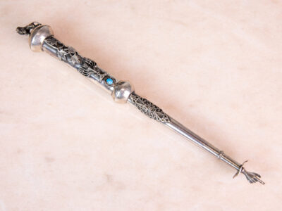 Антикварна срібна указка (яд) для читання Тори
