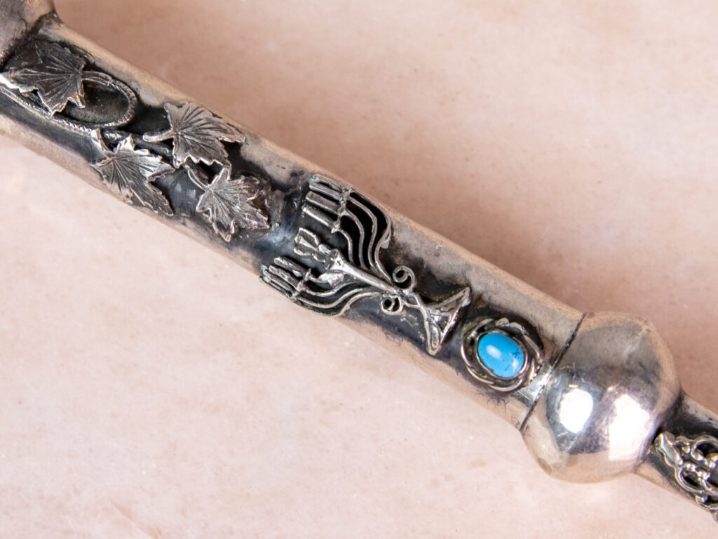 Антикварна срібна указка (яд) для читання Тори