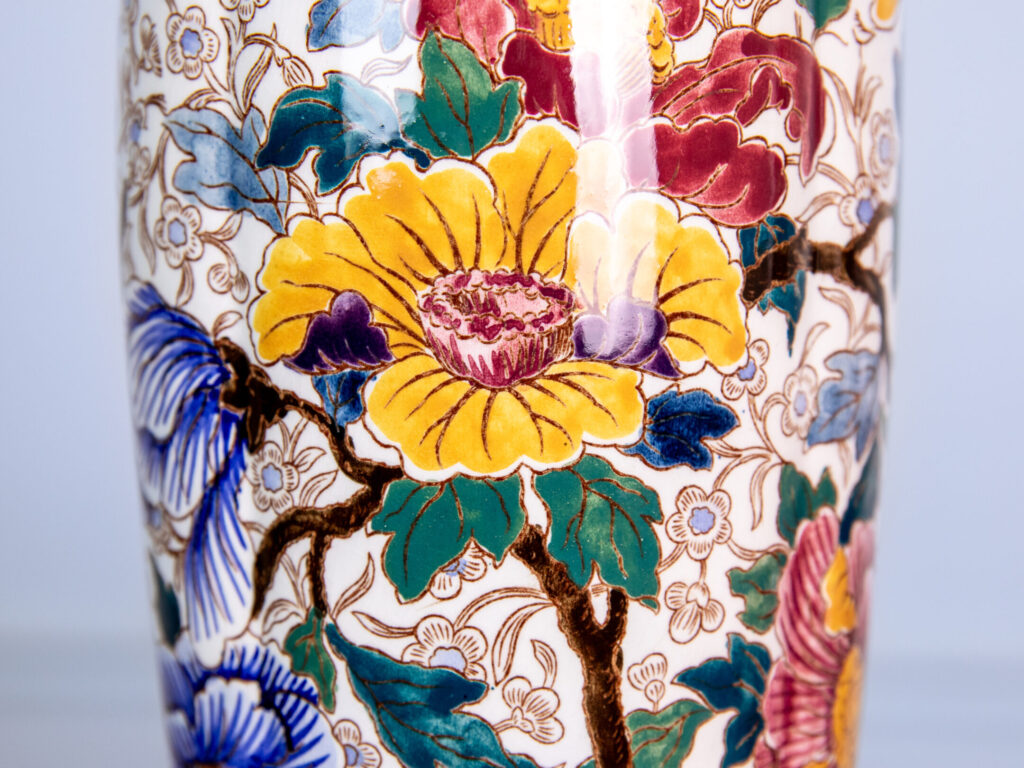 Вінтажний набір: вази та кашпо з підставкою «Pivoines», Gien