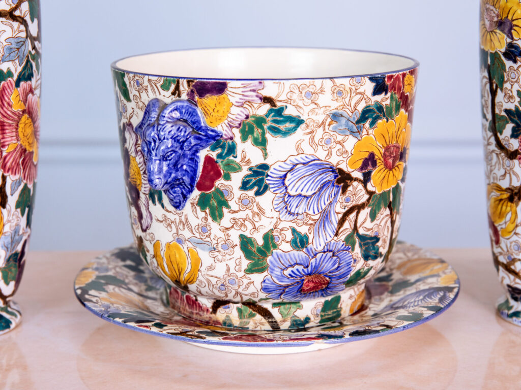 Вінтажний набір: вази та кашпо з підставкою «Pivoines», Gien