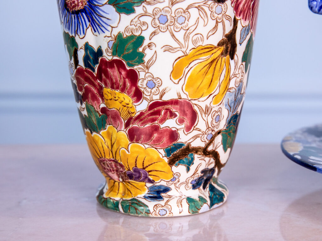 Вінтажний набір: вази та кашпо з підставкою «Pivoines», Gien