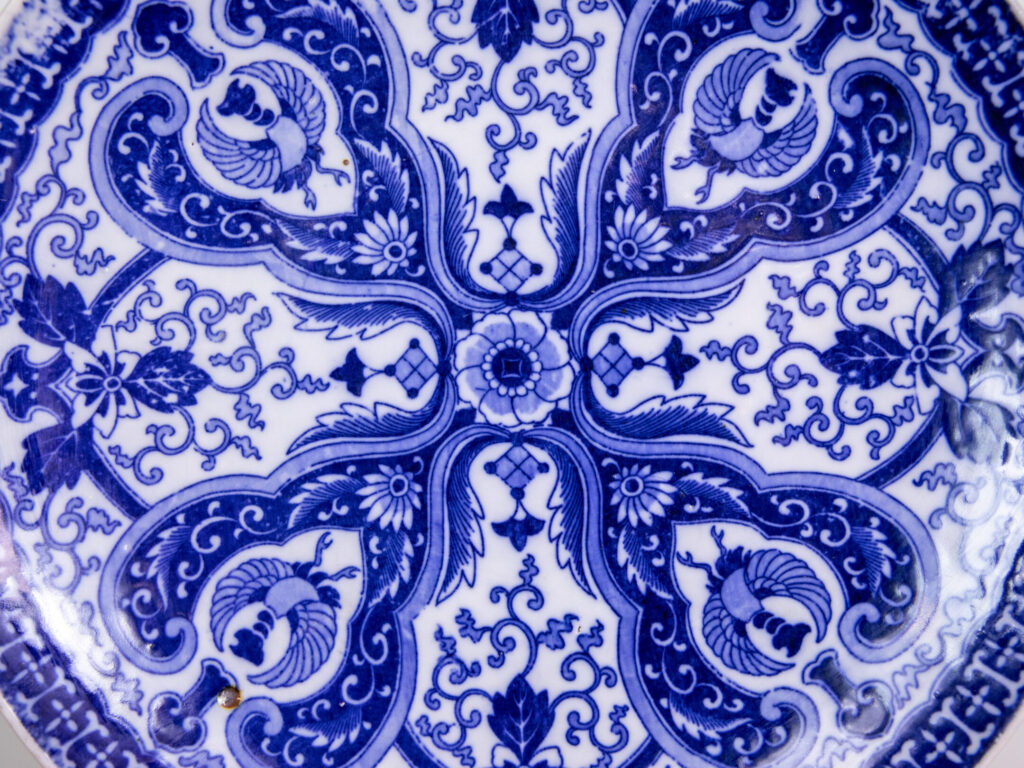 BN4A7169 Антикварна порцелянова тарілка Igezara в стилі Імарі