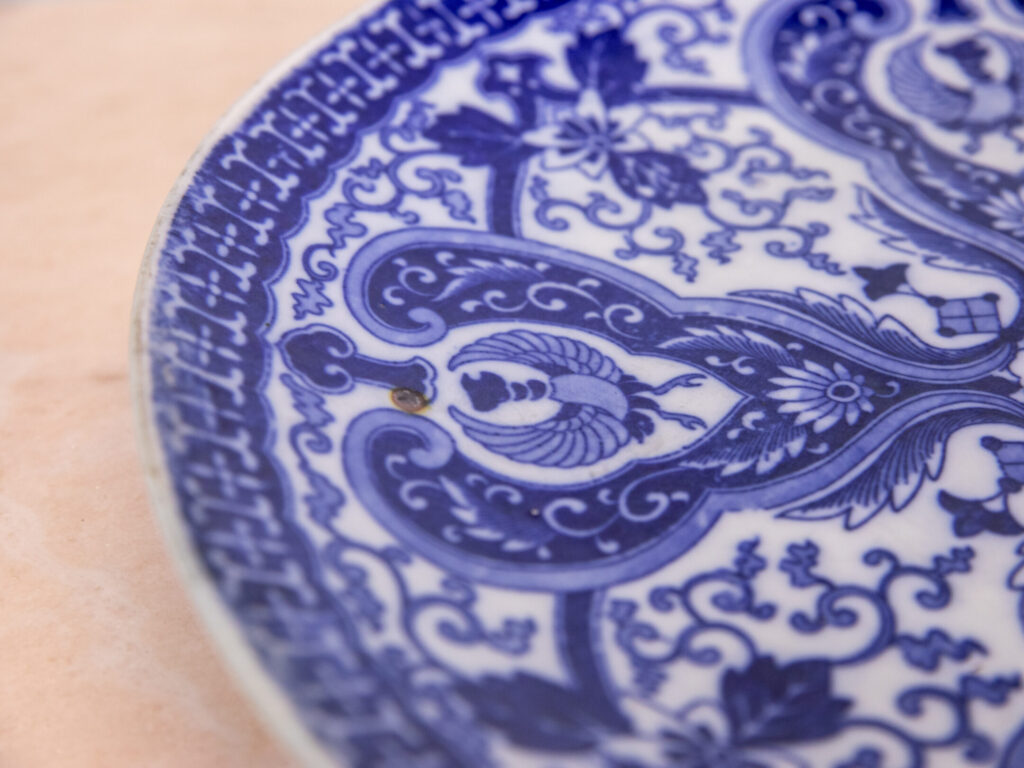 BN4A7190 Антикварна порцелянова тарілка Igezara в стилі Імарі