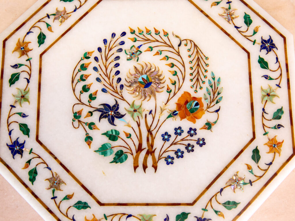 BN4A7214 Вінтажна підставка з флорентійською мозаїкою (Pietra dura)