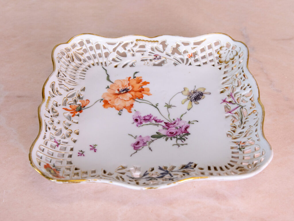 BN4A7283 Набір порцелянового посуду, Meissen