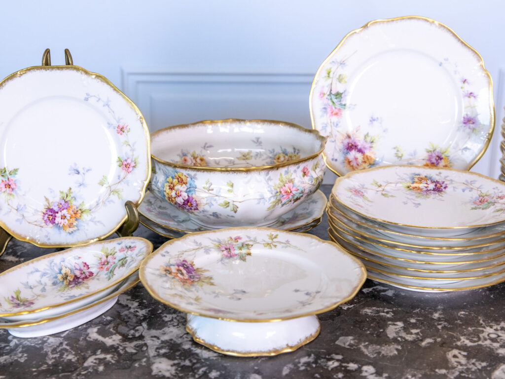 BN4A7292 Антикварний столовий сервіз Londe Limoges