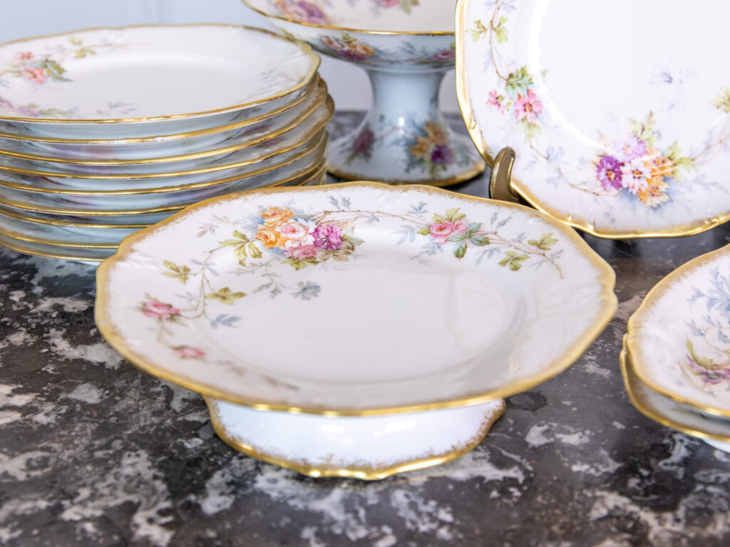 BN4A7298 Антикварний столовий сервіз Londe Limoges