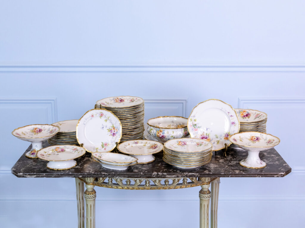 BN4A7362 Антикварний столовий сервіз Londe Limoges