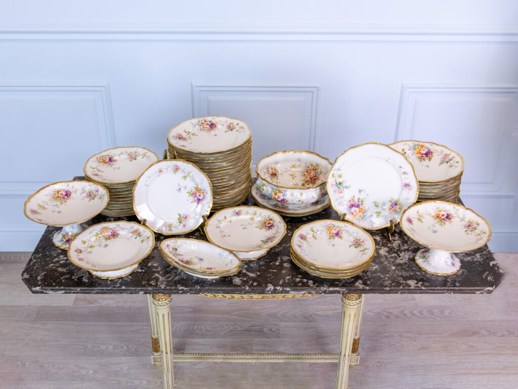 BN4A7367 Антикварний столовий сервіз Londe Limoges