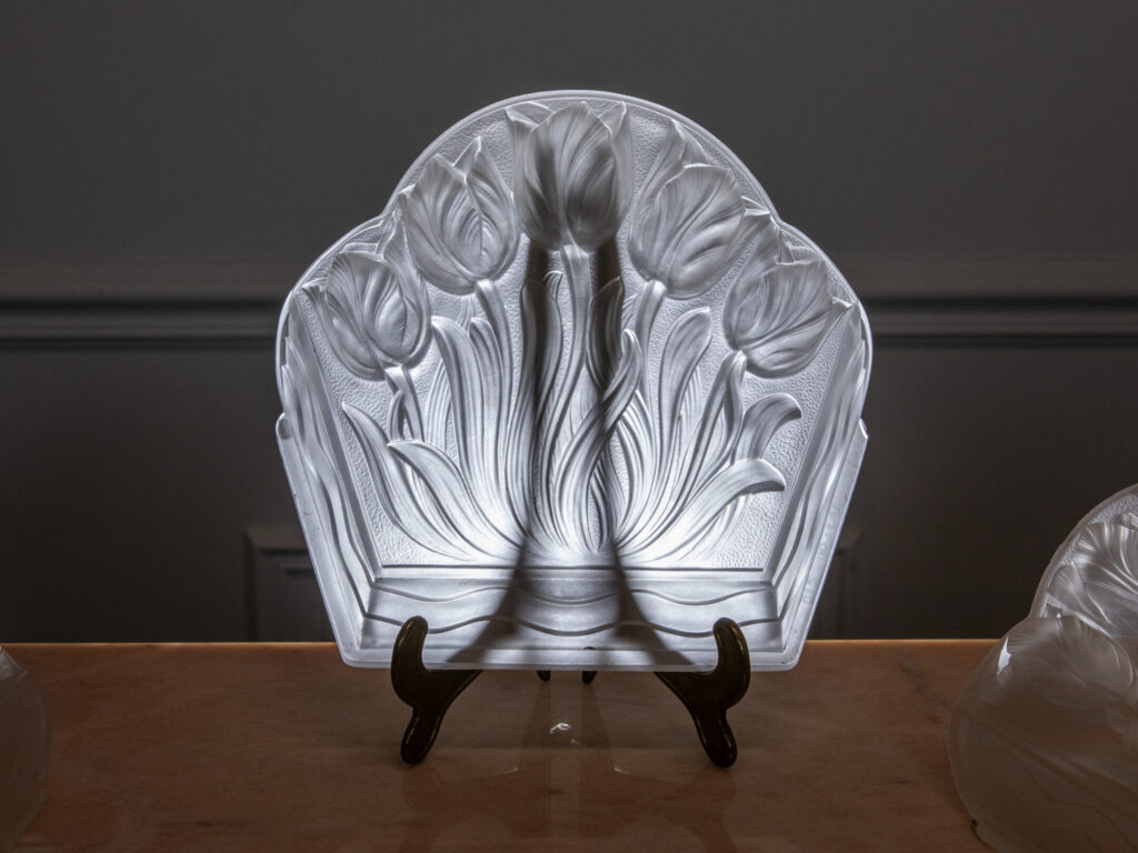 Набір антикварних плафонів до бра