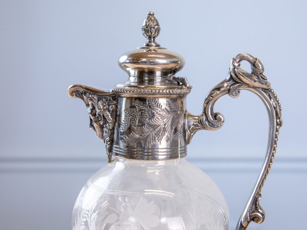 Антикварний графин з посрібленою оправою, Armand Frenais