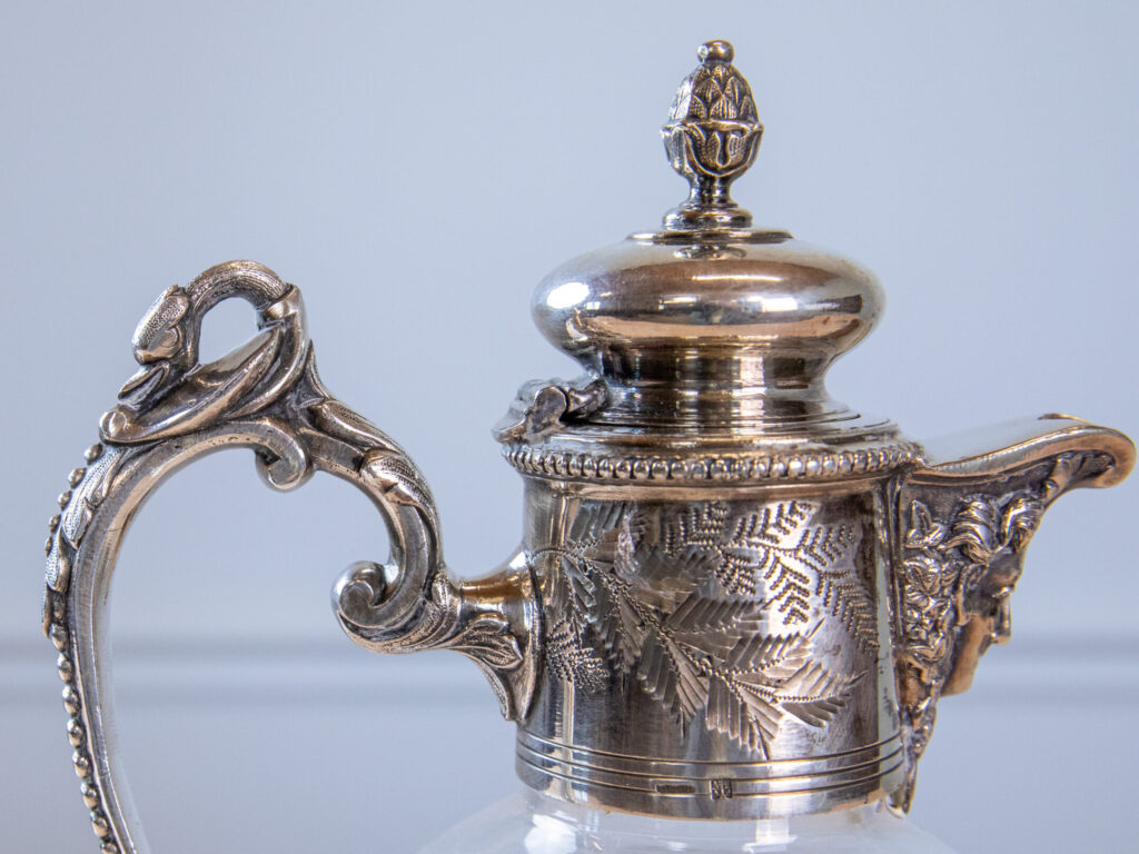 Антикварний графин з посрібленою оправою, Armand Frenais