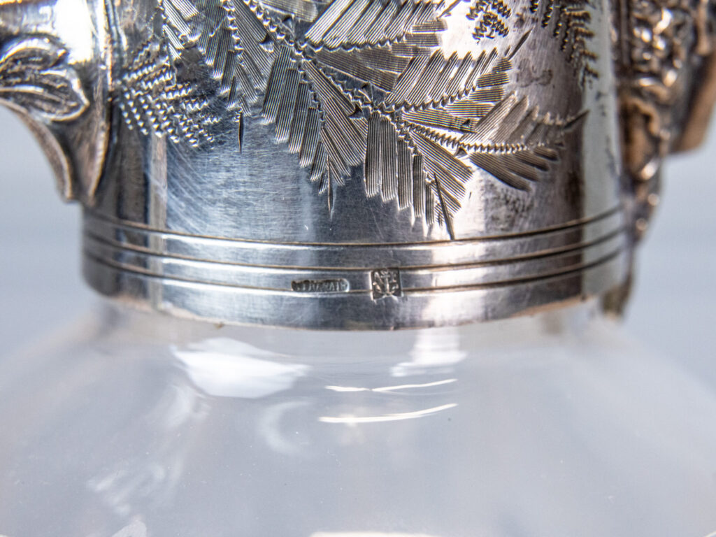 Антикварний графин з посрібленою оправою, Armand Frenais