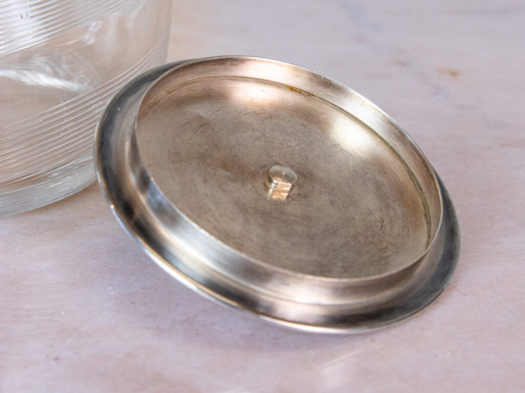 BN4A7643 Вінтажна бісквітниця