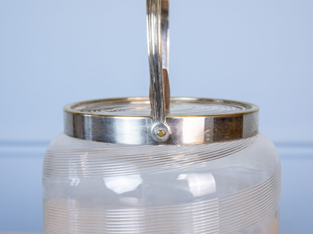 BN4A7645 Вінтажна бісквітниця