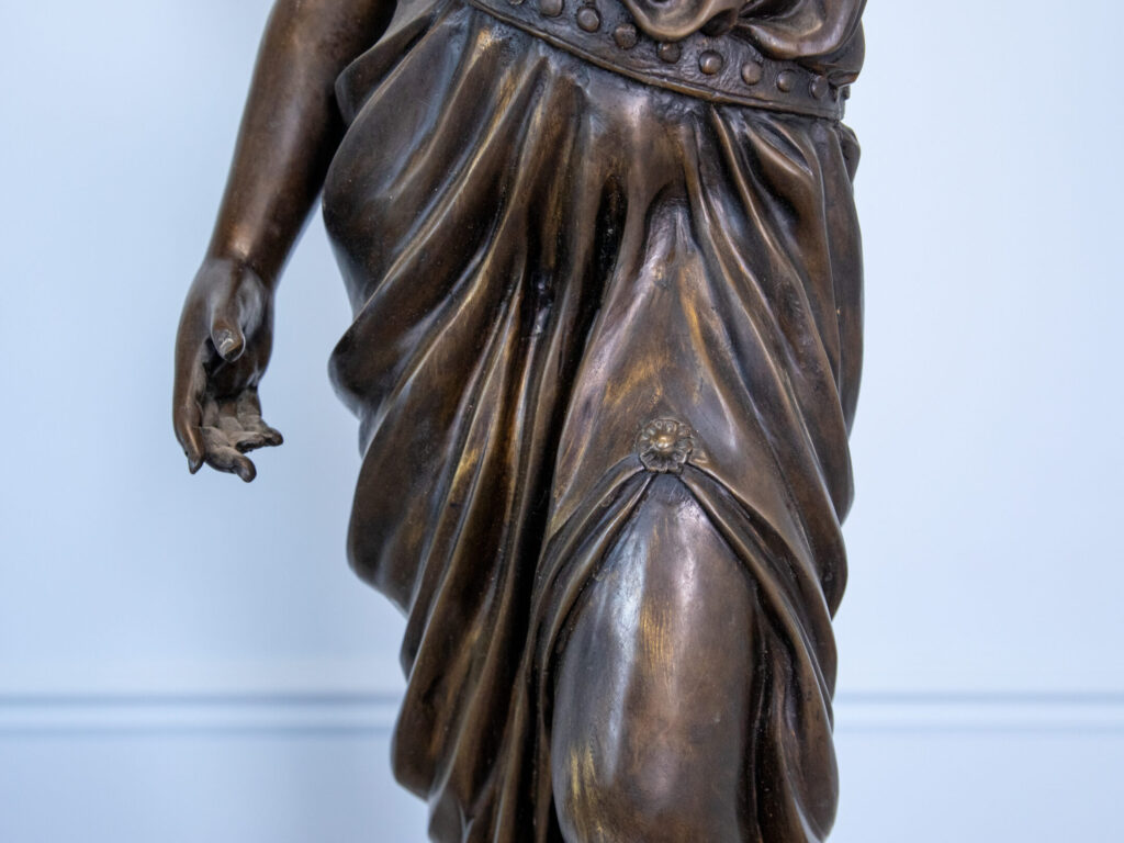 BN4A7802 Антикварні підлогові світильники