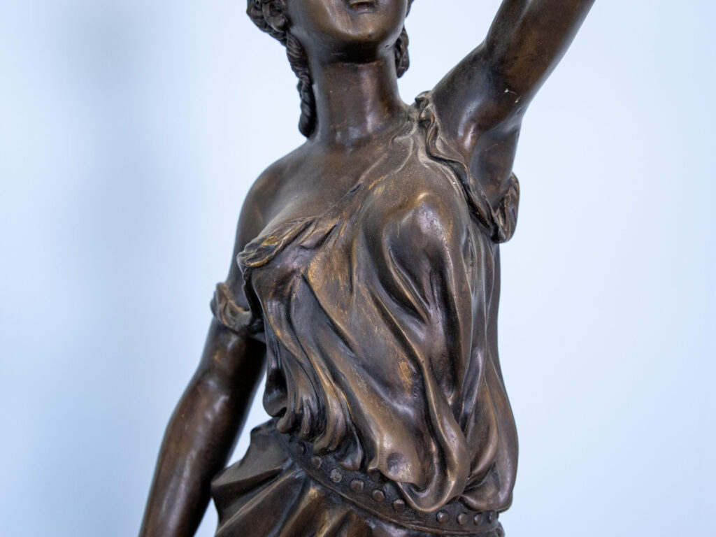 BN4A7808 Антикварні підлогові світильники