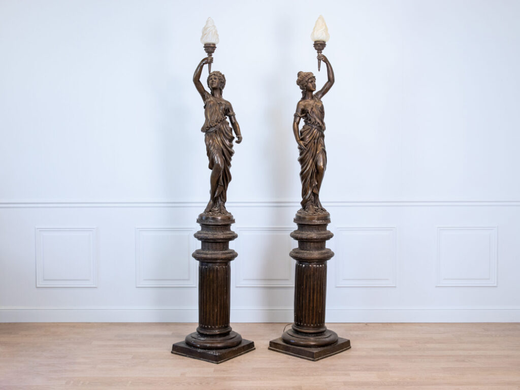 BN4A7824 Антикварні підлогові світильники