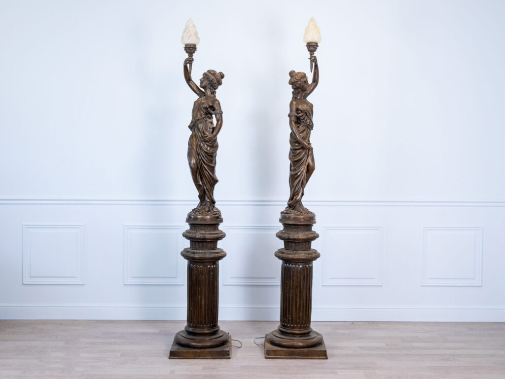 BN4A7828 Антикварні підлогові світильники