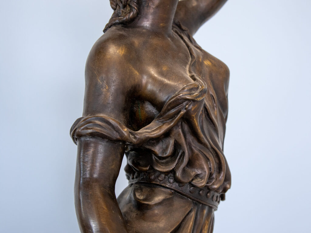 BN4A7837 Антикварні підлогові світильники