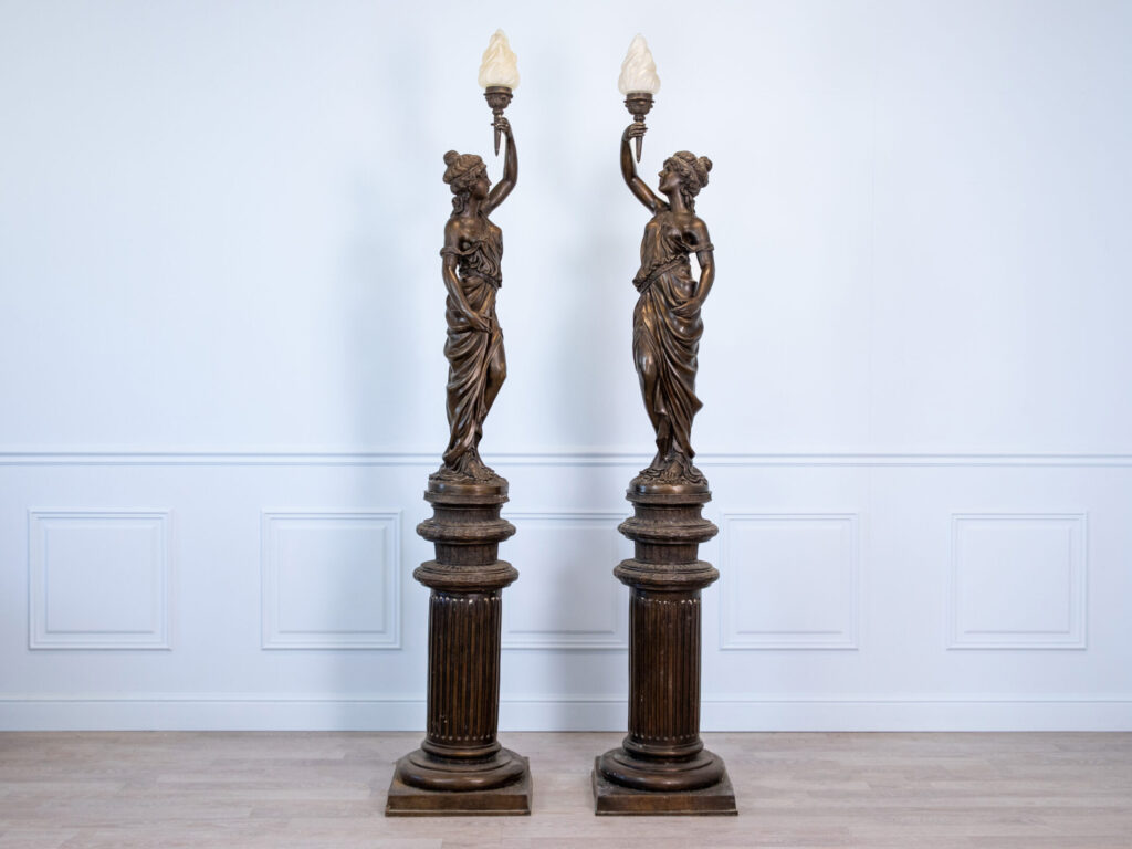 BN4A7849 Антикварні підлогові світильники