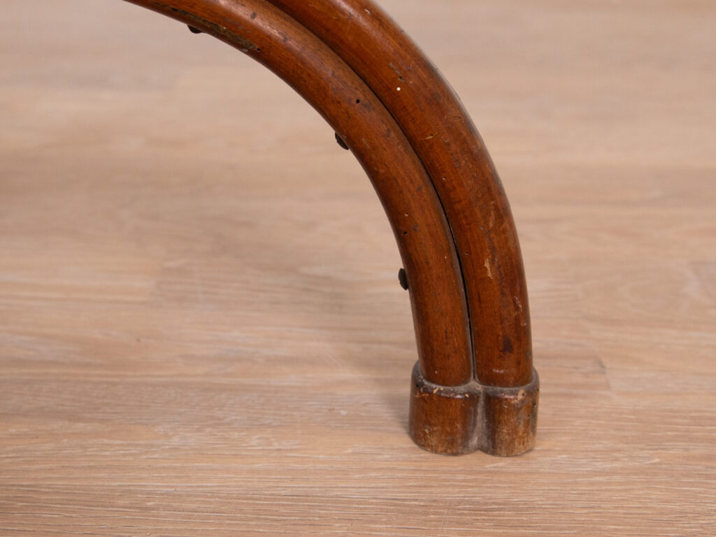 Антикварна підлогова вішалка в стилі Thonet