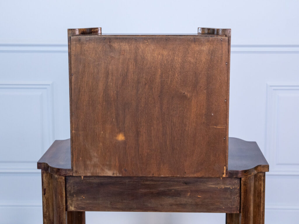 Антикварний туалетний столик