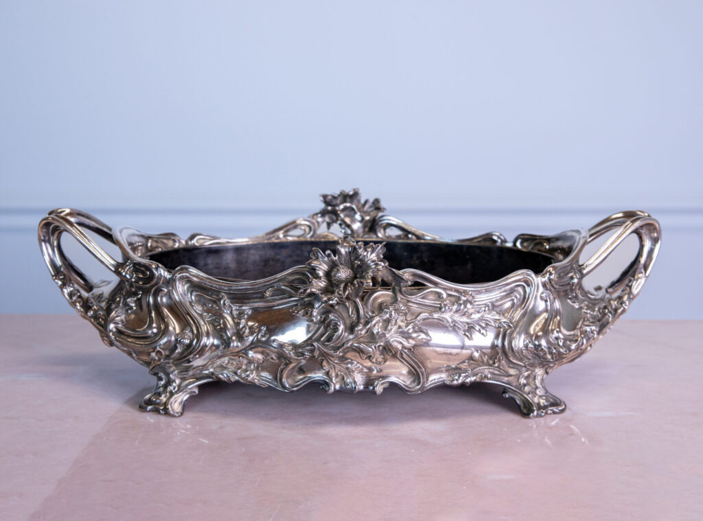 Антикварне посріблене кашпо, Victor Saglier