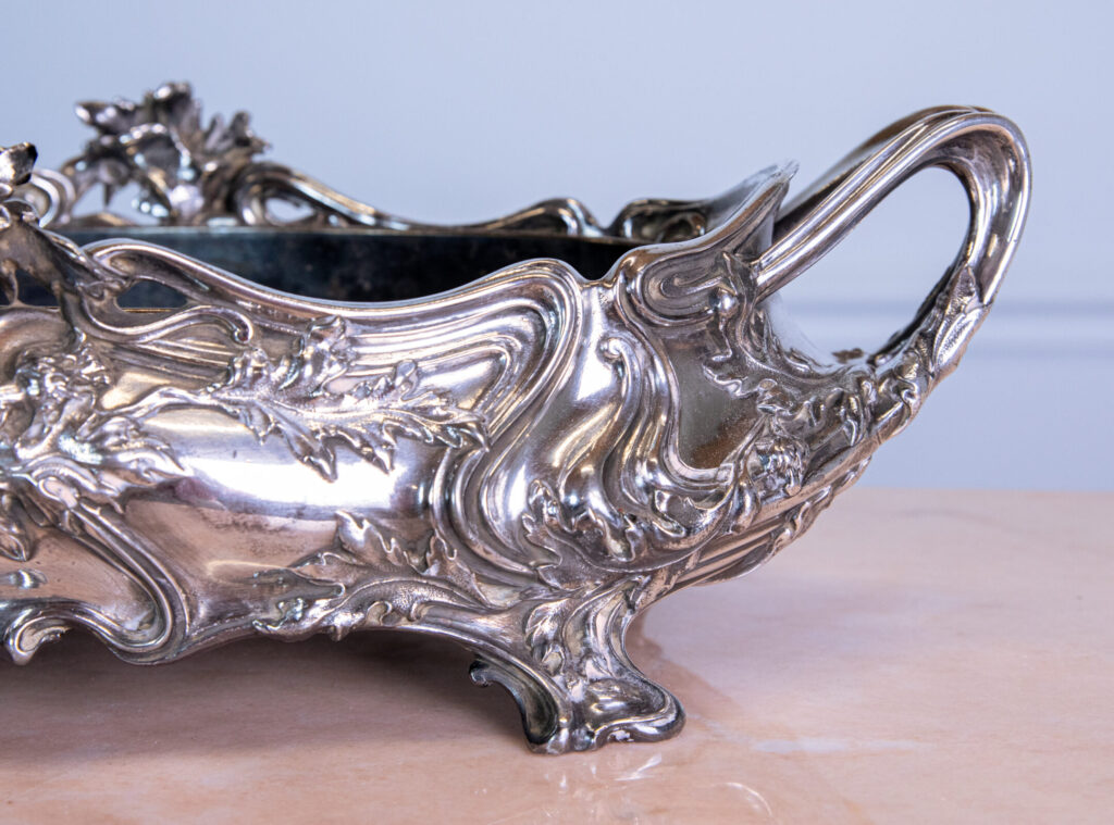 Антикварне посріблене кашпо, Victor Saglier