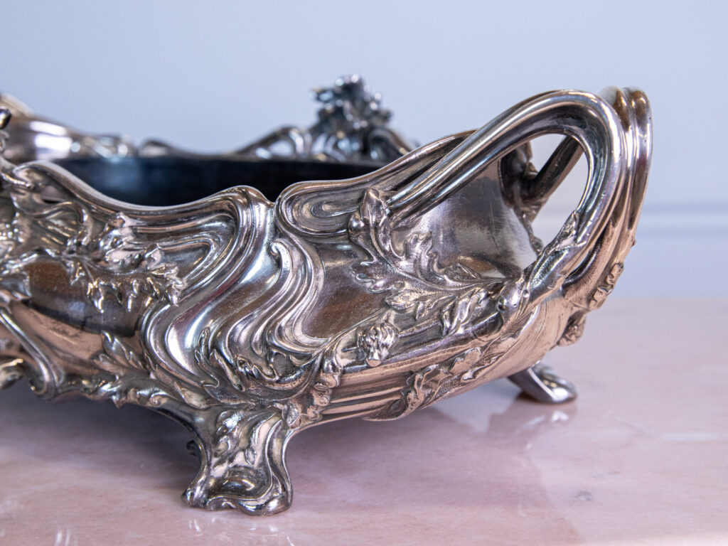 Антикварне посріблене кашпо, Victor Saglier