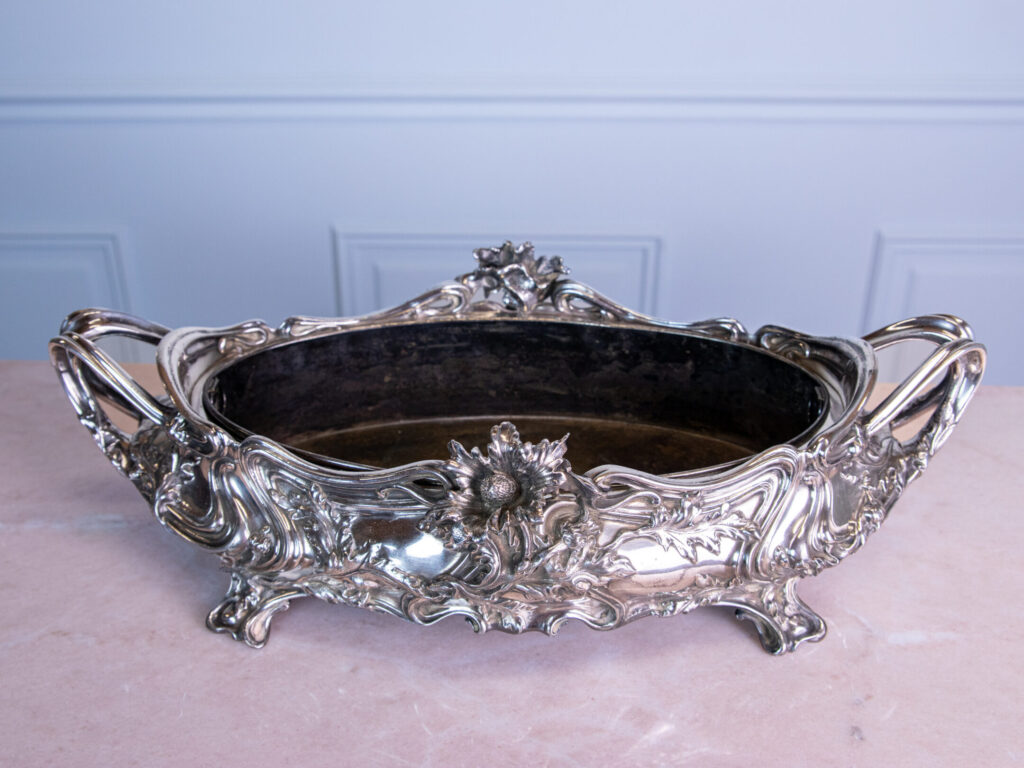 Антикварне посріблене кашпо, Victor Saglier