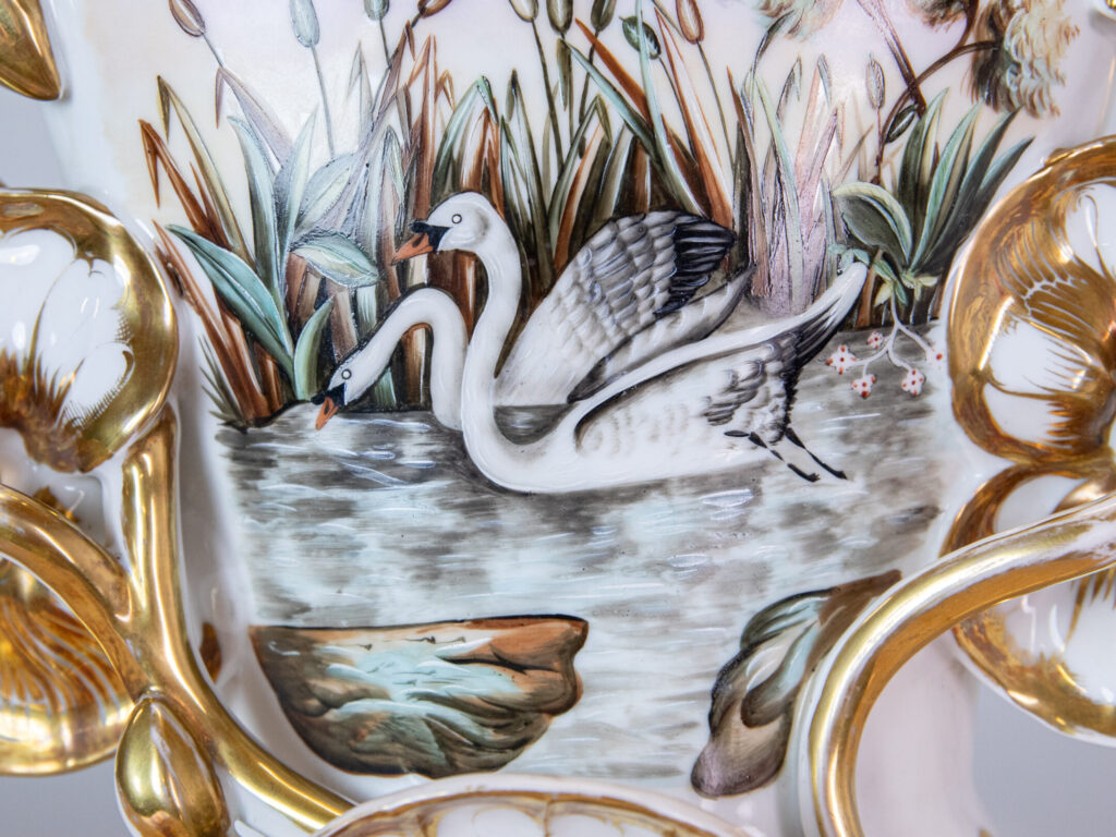 Антикварная ваза Vieux Paris