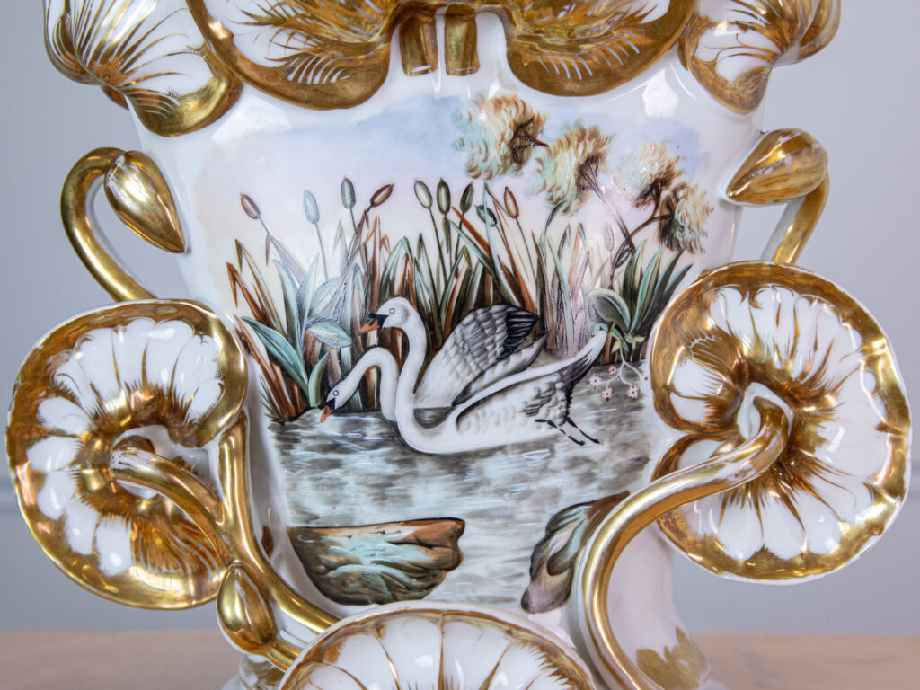 Антикварная ваза Vieux Paris