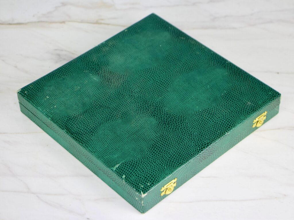 Антикварний набір столових приборів