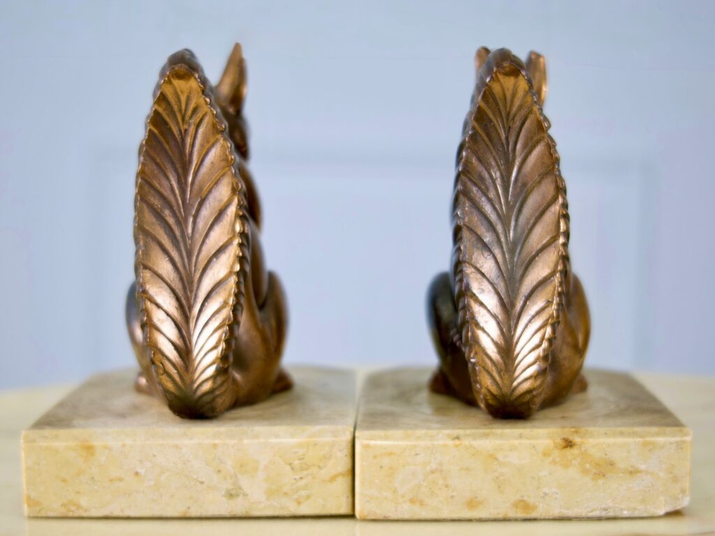 IMG_1594 Антикварні обмежувачі для книг (букенди) «Білки»