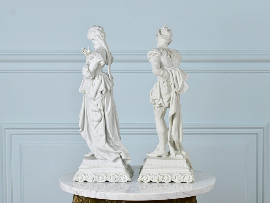 Парні антикварні скульптури «Мефістофель та Маргарита»