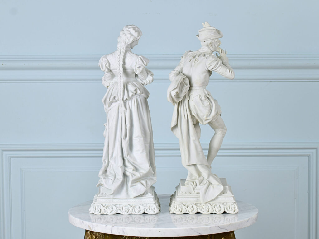 Парні антикварні скульптури «Мефістофель та Маргарита»