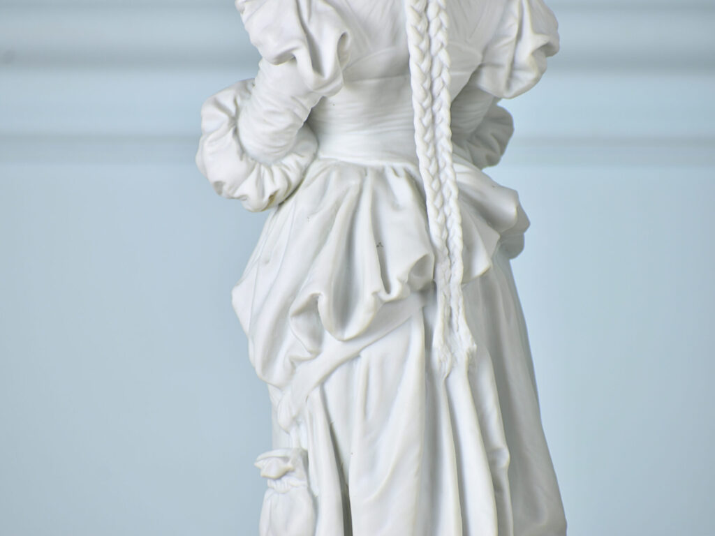 Парні антикварні скульптури «Мефістофель та Маргарита»