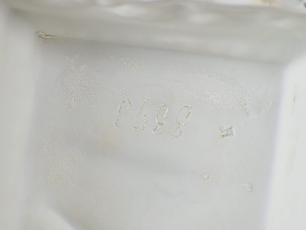 Парні антикварні скульптури «Мефістофель та Маргарита»