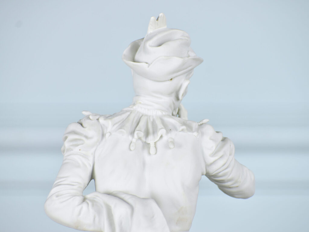 Парні антикварні скульптури «Мефістофель та Маргарита»