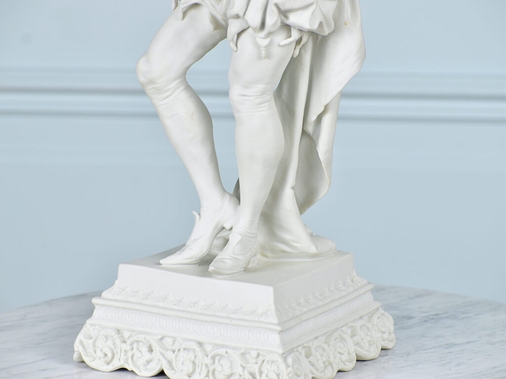 Парні антикварні скульптури «Мефістофель та Маргарита»