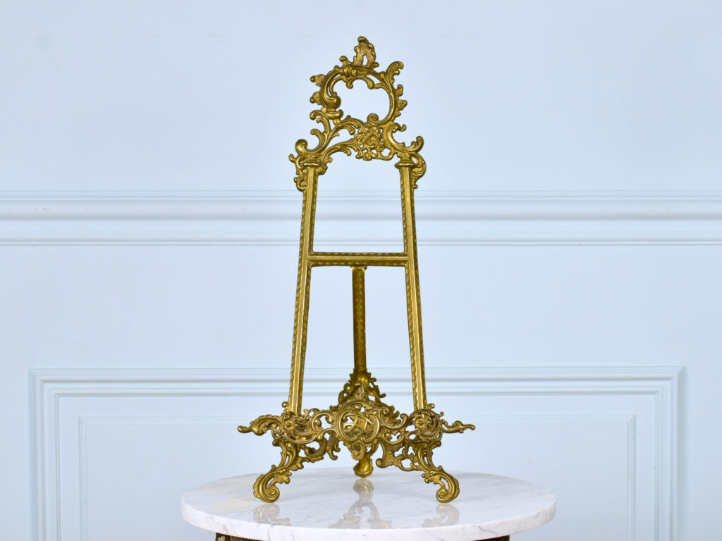 Антикварный мольберт-подставка