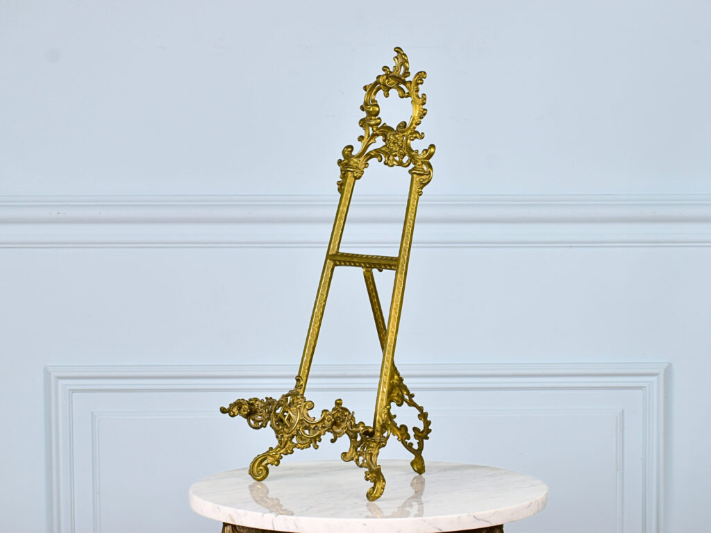 Антикварный мольберт-подставка