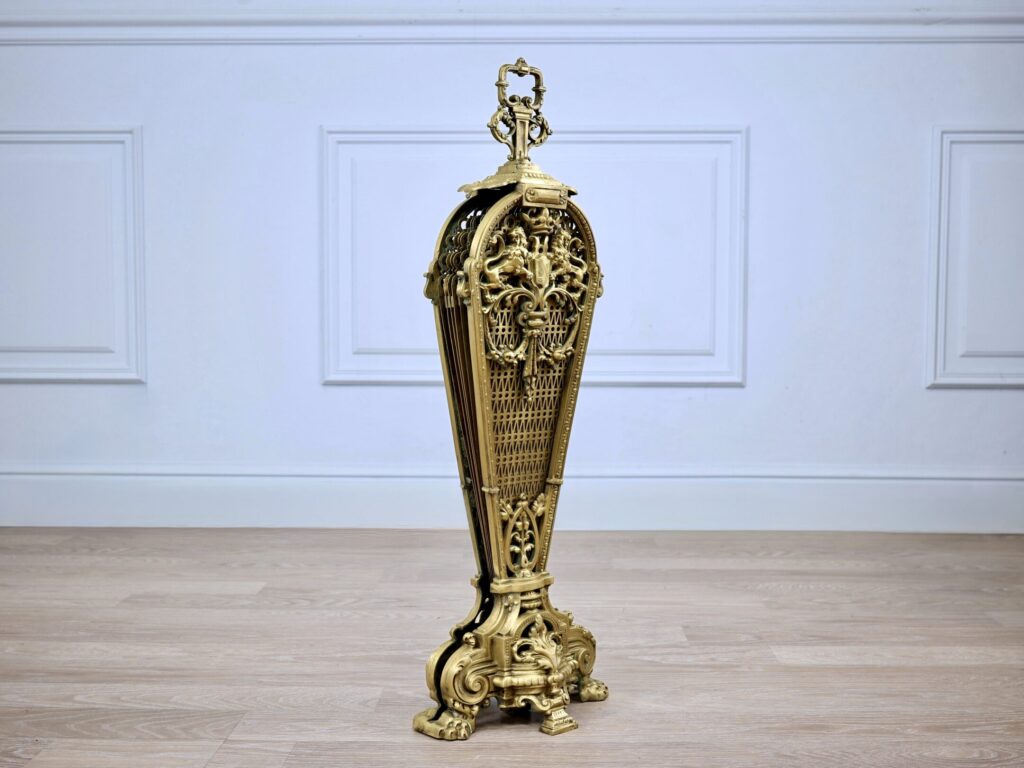 Антикварний камінний екран