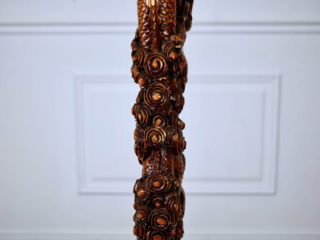 Настільна лампа в східному стилі