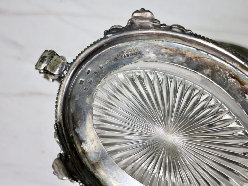 Антикварна посріблена ваза/бонбоньєрка, Armand Frenais